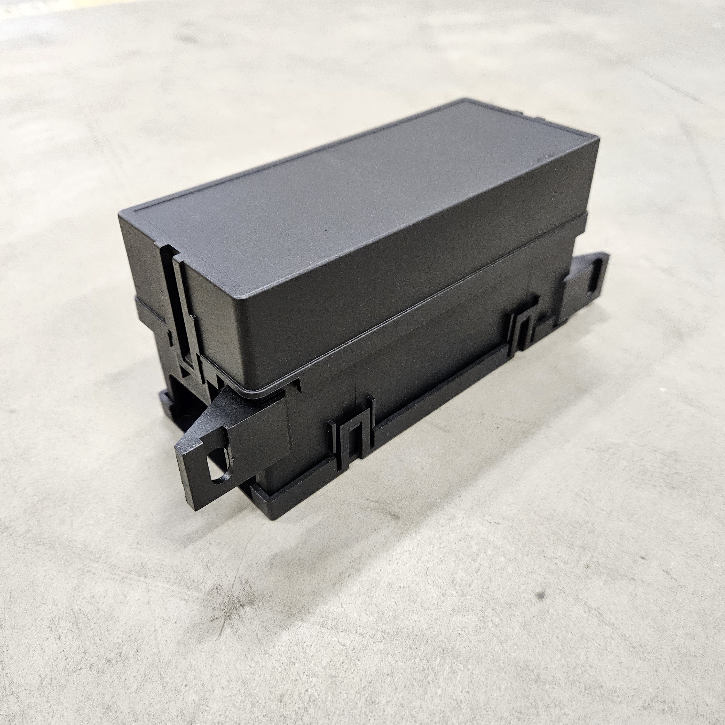 Hurricane Caja de relés y fusibles RB11 (montaje en pared)