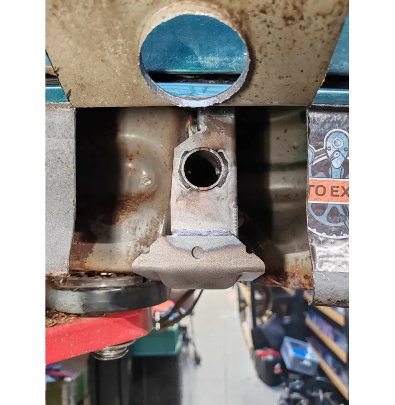 Punto de elevación de la pieza de reparación del BMW E36 (delantero derecho)